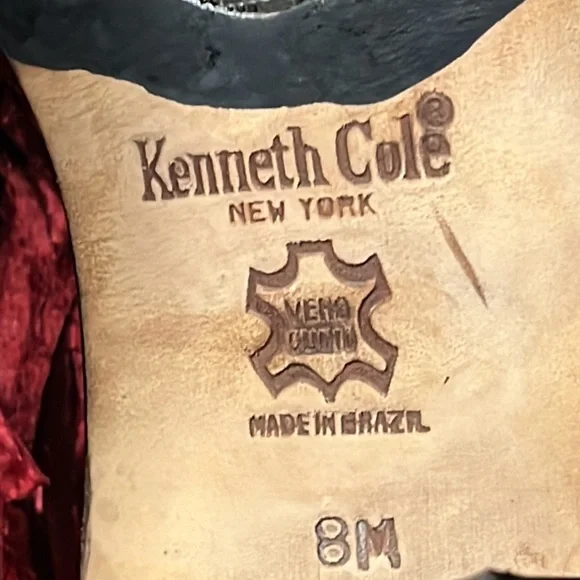 Kenneth Cole wingtip Leather stacked wood heel brown leather perf. vintage pump - Picture 4 of 12